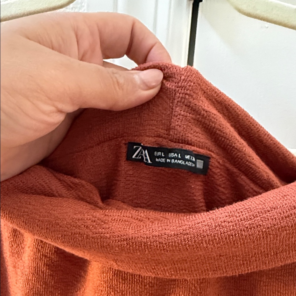 Zara Rust Off Shoulder Top - Picture 4 of 5